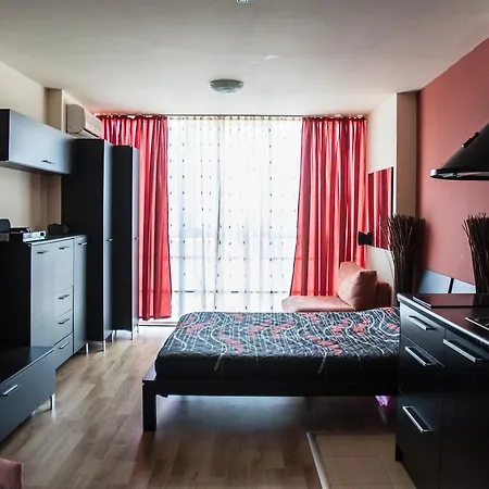 In Afrodita I Slăntjev Brjag
